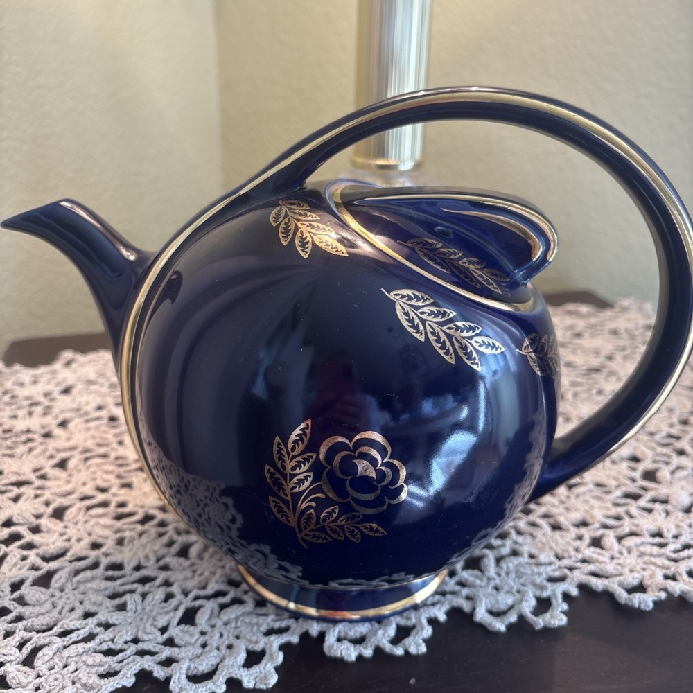 VTG Art Deco Teapot by Hall China- Cobalt and Gold Read Description